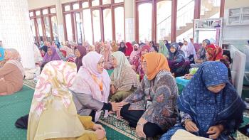 Kepala BKKBN Jawa Timur Hadiri Pengajian Wanita LDII di Gresik, Dorong Perempuan Jadi Garda Terdepan